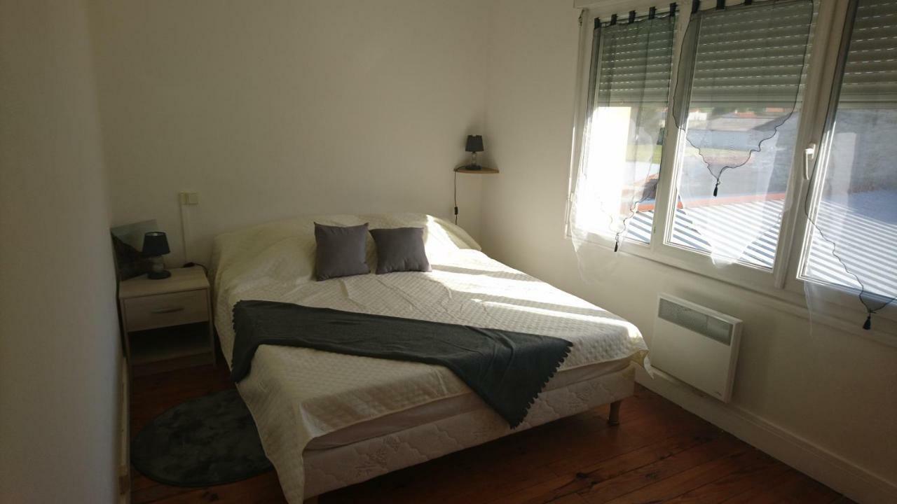 Appartement De 79 M² A 500 Metres De La Cure Jonzac Buitenkant foto